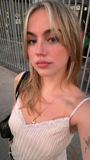 Emma Brooks OnlyFans Leaked Free Thumbnail Picture - #jMBp7bbT67