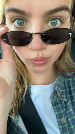 Emma Brooks OnlyFans Leaked Free Thumbnail Picture - #kOQLYuXxrj