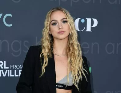 Emma Brooks OnlyFans Leaked Free Thumbnail Picture - #ncOr6B9Kwq