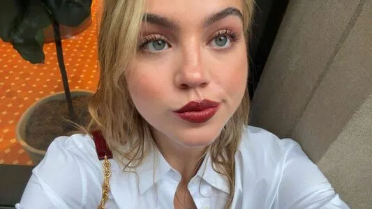 Emma Brooks OnlyFans Leaked Free Thumbnail Picture - #pupPVh0EdL