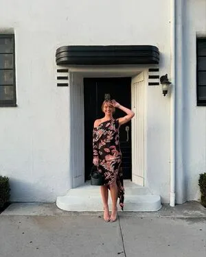 Emma Brooks OnlyFans Leaked Free Thumbnail Picture - #qThwmim2td
