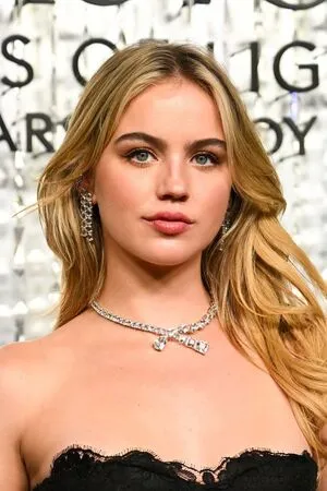 Emma Brooks OnlyFans Leaked Free Thumbnail Picture - #uKWuM1759R