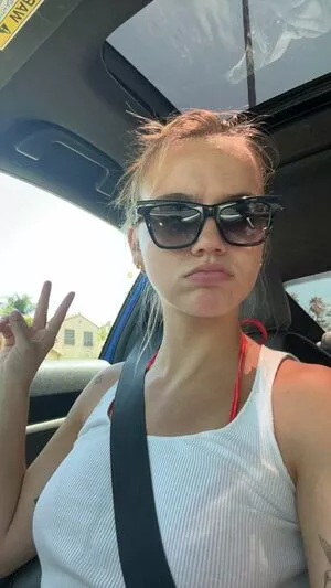 Emma Brooks OnlyFans Leaked Free Thumbnail Picture - #v9QoaZUj62