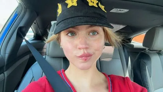 Emma Brooks OnlyFans Leaked Free Thumbnail Picture - #xFnBGmmIGD