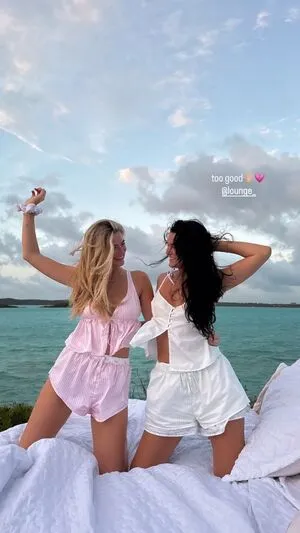 Emma Burnze OnlyFans Leaked Free Thumbnail Picture - #2qGI55g2b6