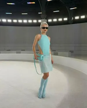 Emma Chamberlain OnlyFans Leaked Free Thumbnail Picture - #XzPiG6Pjbw