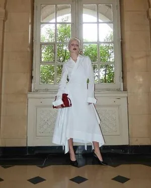 Emma Chamberlain OnlyFans Leaked Free Thumbnail Picture - #wf7pZ7Q29D