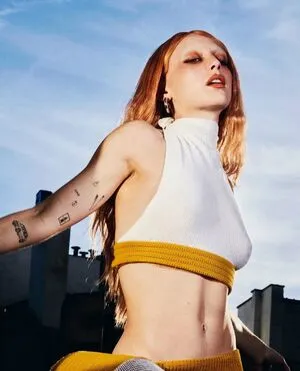 Emma Chamberlain OnlyFans Leaked Free Thumbnail Picture - #z7h3BaMnGL