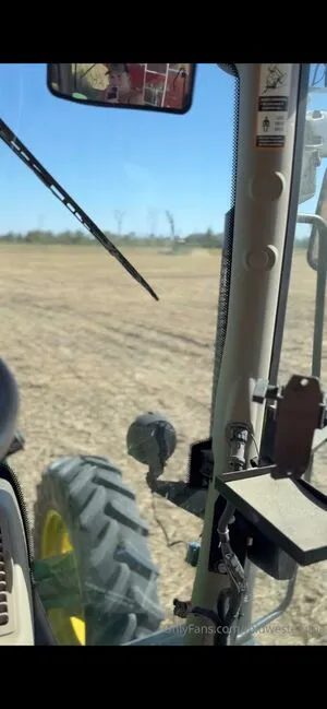 Emma Claire OnlyFans Leaked Free Thumbnail Picture - #FLla3YeS9X