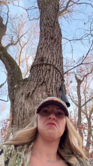 Emma Claire OnlyFans Leaked Free Thumbnail Picture - #R9dKoo7O2V