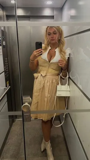 Emma Cordes OnlyFans Leaked Free Thumbnail Picture - #UM5179Oyma