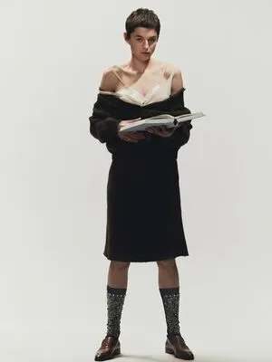 Emma Corrin OnlyFans Leaked Free Thumbnail Picture - #W4kK0Nca5T