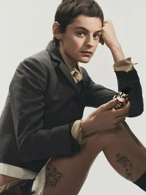 Emma Corrin OnlyFans Leaked Free Thumbnail Picture - #dSKhD1F8Sm