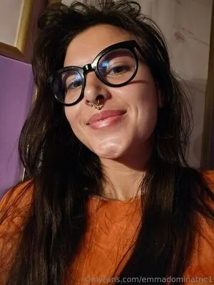 Emma Dominatrice OnlyFans Leaked Free Thumbnail Picture - #QKnG5nfHK8