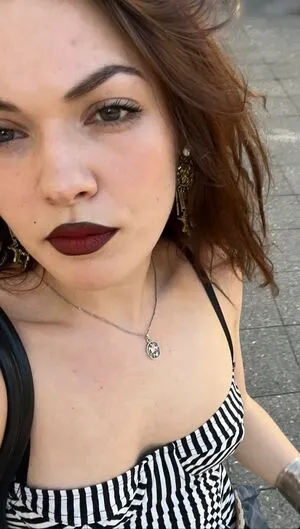 Emma Drogunova OnlyFans Leaked Free Thumbnail Picture - #x7t6WaQr7z