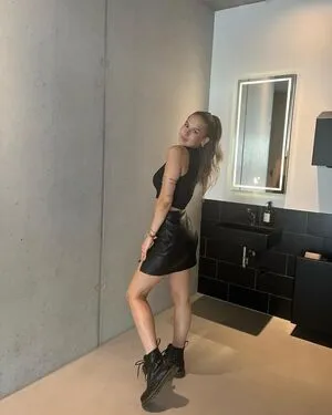 Emma Fischer OnlyFans Leaked Free Thumbnail Picture - #laIyibL9zx