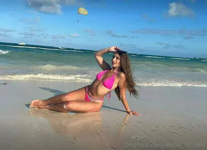 Emma For Love OnlyFans Leaked Free Thumbnail Picture - #1tJRSzpLke