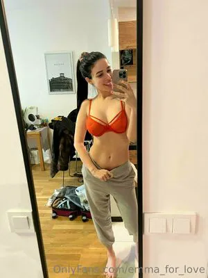 Emma For Love OnlyFans Leaked Free Thumbnail Picture - #r1V1huTdIe