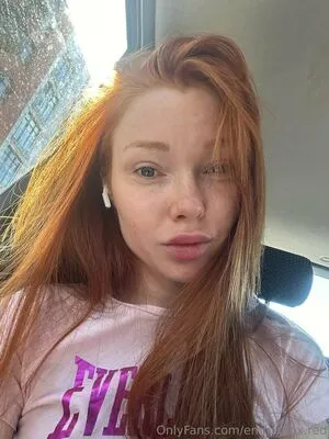 Emma Fox Red OnlyFans Leaked Free Thumbnail Picture - #6Un6RVNiua