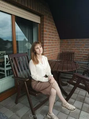 Emma Goldie OnlyFans Leaked Free Thumbnail Picture - #imrmvxIX5n