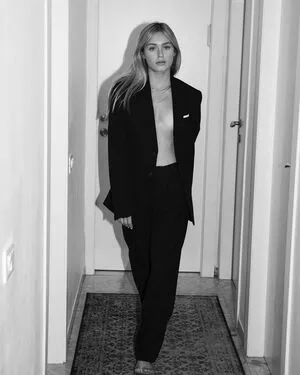 Emma Greenberg OnlyFans Leaked Free Thumbnail Picture - #MH60KKpXLa