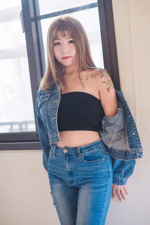 Emma Hsieh OnlyFans Leaked Free Thumbnail Picture - #Q55vGi2XhU