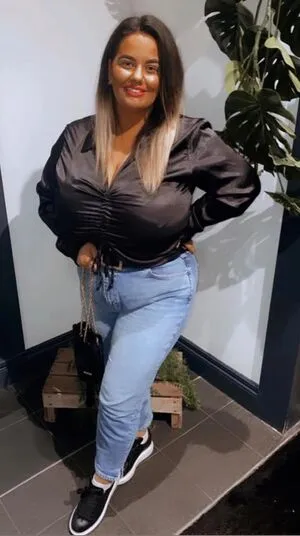 Emma J OnlyFans Leaked Free Thumbnail Picture - #K1rFWb5JgG