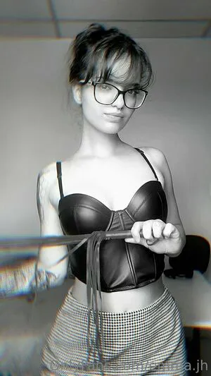 Emma Jh OnlyFans Leaked Free Thumbnail Picture - #8KguKQQ4GH