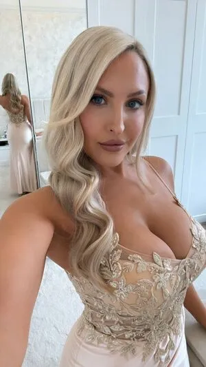 Emma Jones OnlyFans Leaked Free Thumbnail Picture - #7Dyxj1kAO8