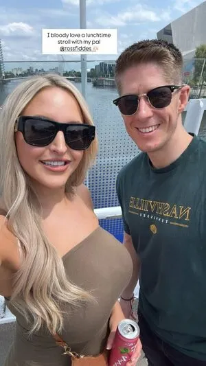 Emma Jones OnlyFans Leaked Free Thumbnail Picture - #omCF8Ey1hb