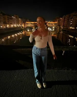 Emma Keefe OnlyFans Leaked Free Thumbnail Picture - #rleAUWdwo2