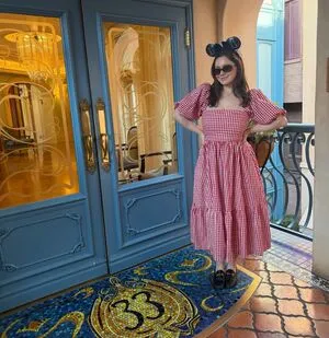 Emma Kenney OnlyFans Leaked Free Thumbnail Picture - #9As2PgJInE