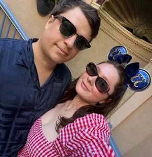 Emma Kenney OnlyFans Leaked Free Thumbnail Picture - #fbnIvNzHad