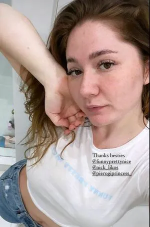 Emma Kenney OnlyFans Leaked Free Thumbnail Picture - #mFLClhp7dm