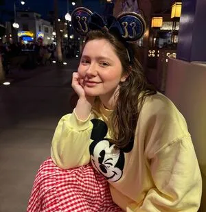 Emma Kenney OnlyFans Leaked Free Thumbnail Picture - #wh7HqBtjAt