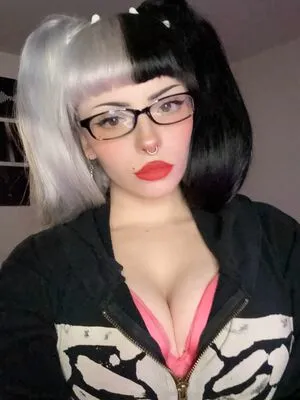 Emma Langevin OnlyFans Leaked Free Thumbnail Picture - #1M0Y0AJg2n