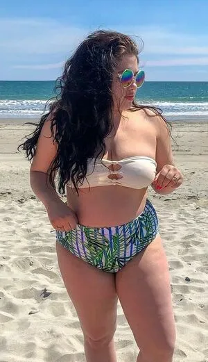 Emma Loney OnlyFans Leaked Free Thumbnail Picture - #XJba925je8
