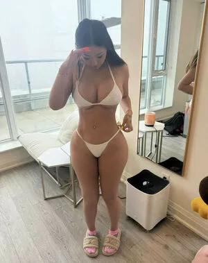 Emma Lvxx OnlyFans Leaked Free Thumbnail Picture - #3NcwLiIMhK