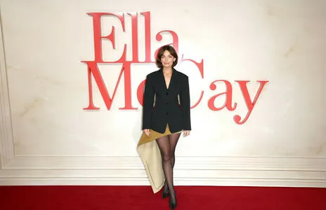 Emma Mackey OnlyFans Leaked Free Thumbnail Picture - #6pcCFYPwBm