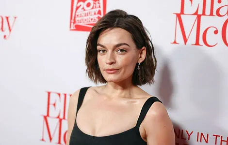 Emma Mackey OnlyFans Leaked Free Thumbnail Picture - #akuQf1SNNl