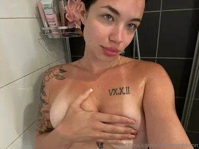 Emma Maddison OnlyFans Leaked Free Thumbnail Picture - #8MDpETlQ9X