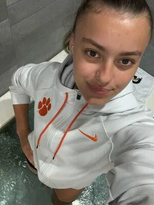 Emma Malewski OnlyFans Leaked Free Thumbnail Picture - #d4gqnAnwW1