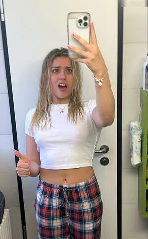 Emma Malewski OnlyFans Leaked Free Thumbnail Picture - #rdi0qV967e