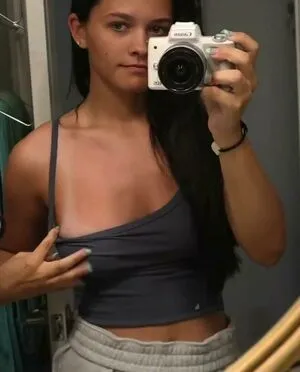 Emma Marie OnlyFans Leaked Free Thumbnail Picture - #UOx18CZo63