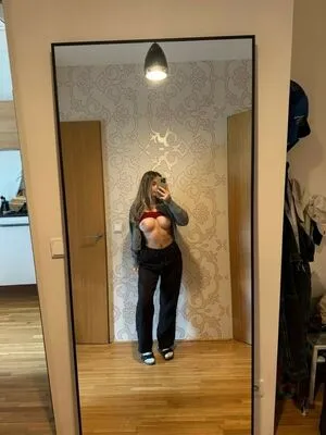 Emma May OnlyFans Leaked Free Thumbnail Picture - #kQnwcP85R9