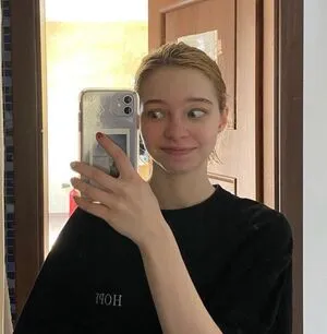 Emma Myers OnlyFans Leaked Free Thumbnail Picture - #AT7XkS8urW