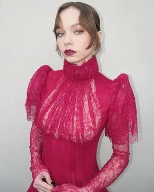 Emma Myers OnlyFans Leaked Free Thumbnail Picture - #BtivesEXsA