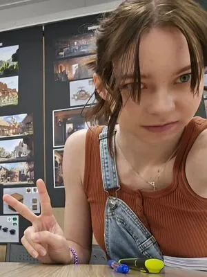 Emma Myers OnlyFans Leaked Free Thumbnail Picture - #LVHiXXkfmJ