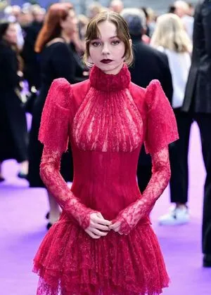 Emma Myers OnlyFans Leaked Free Thumbnail Picture - #OK1OA8emGL