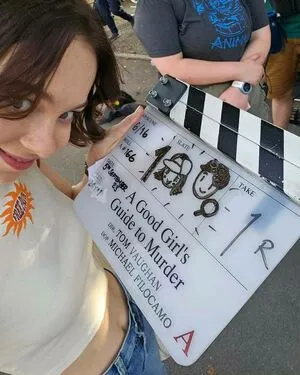 Emma Myers OnlyFans Leaked Free Thumbnail Picture - #Q16sMN71L8